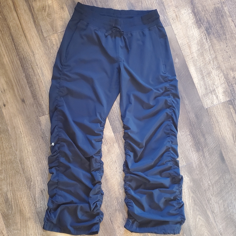 Women's Under Armour Pants